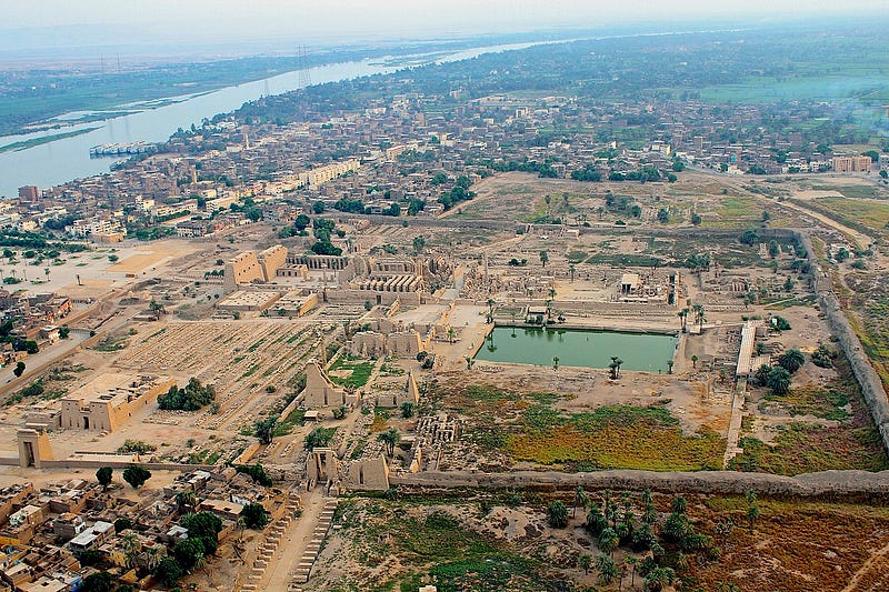 Main components of the Karnak temple complex