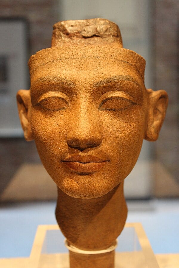 Bust of Nefertiti, a historical symbol of beauty