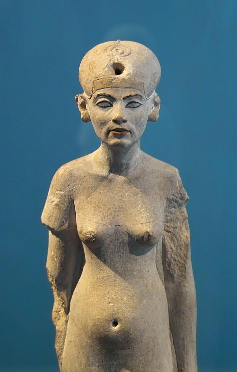 Historical representations of Nefertiti