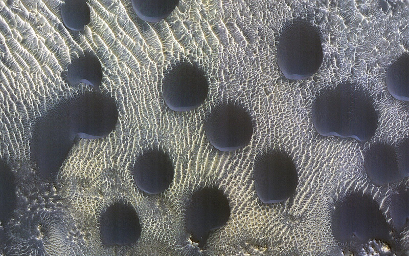 Another view of Martian sand dunes